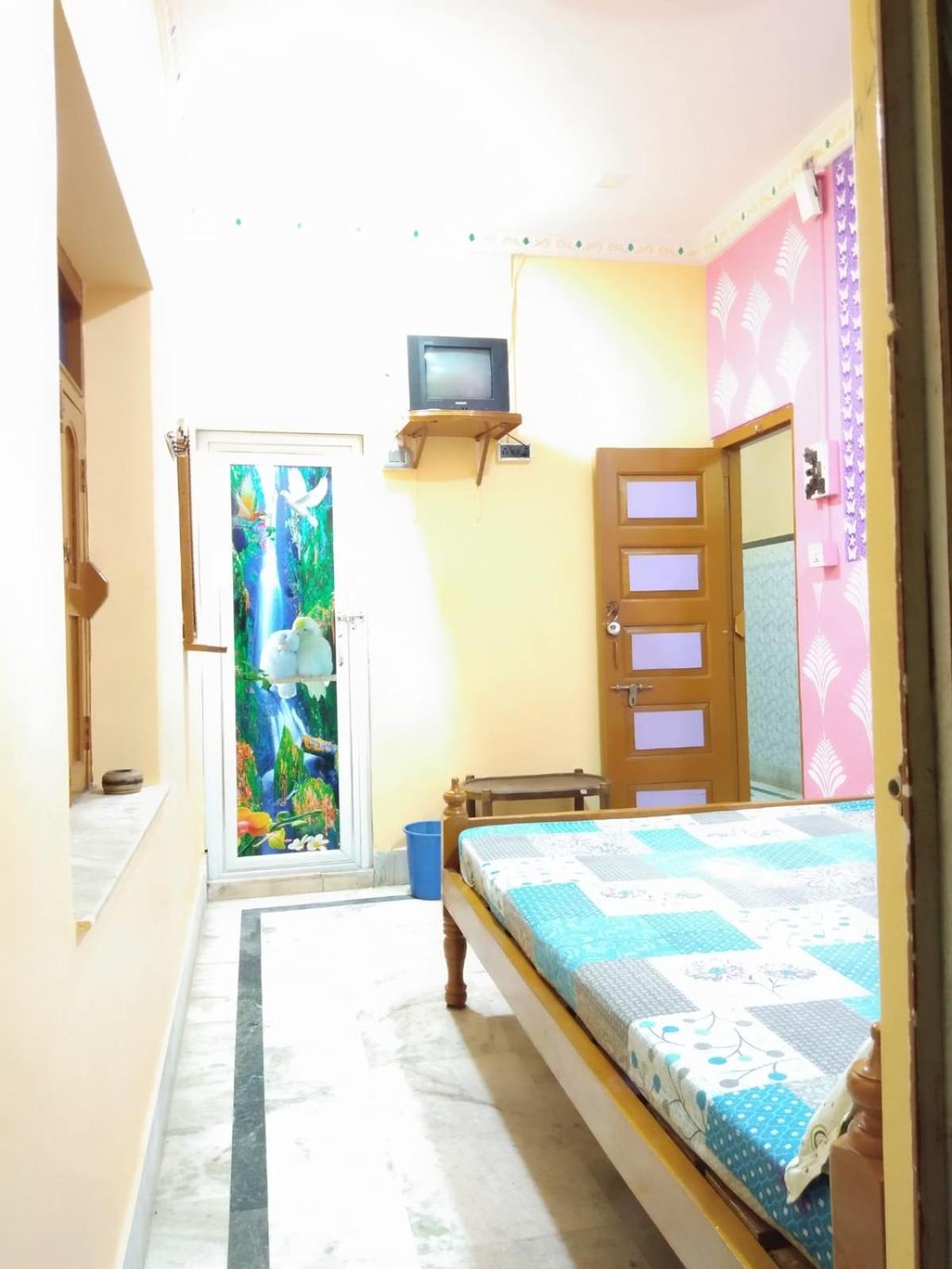Anirudha Guest House ديغا المظهر الخارجي الصورة