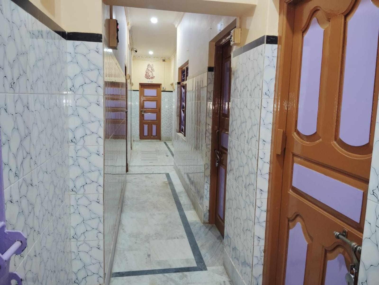 Anirudha Guest House ديغا المظهر الخارجي الصورة